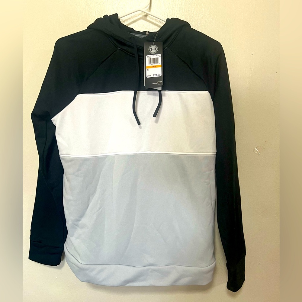 NWT, Woman’s Under Armour Hoodie Sweater.